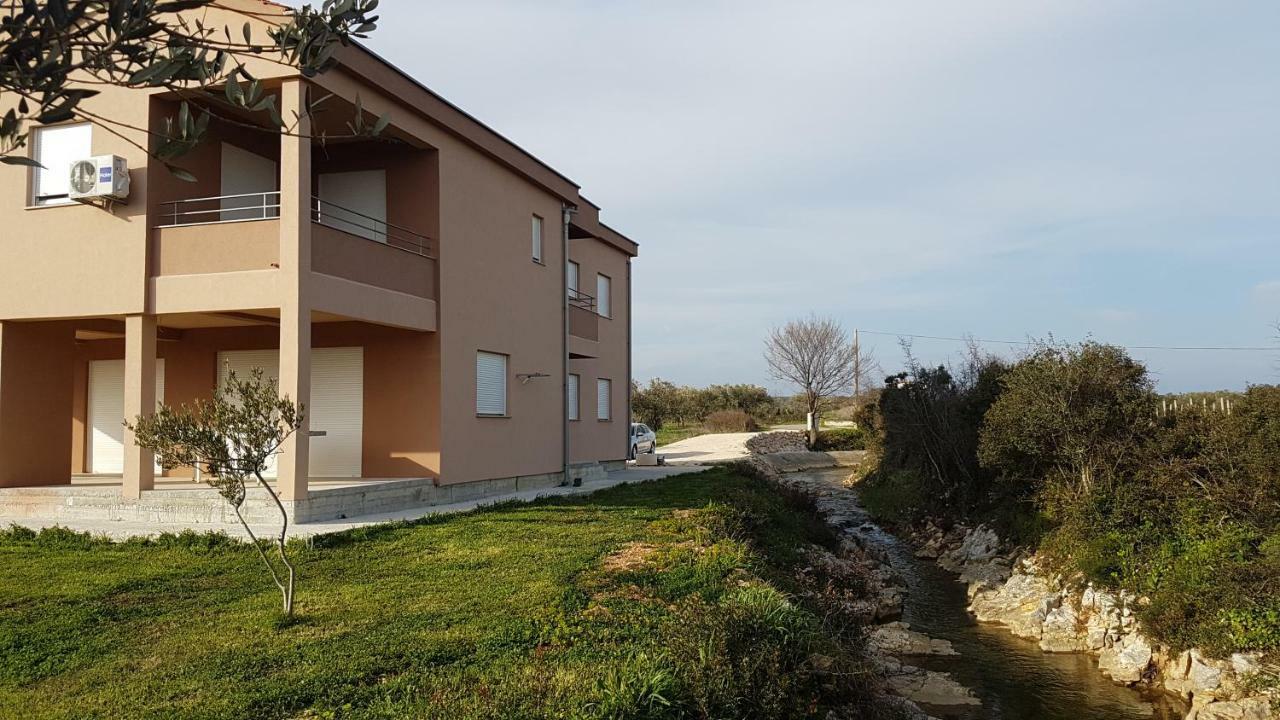 Apartments Borna Sukošan Eksteriør billede